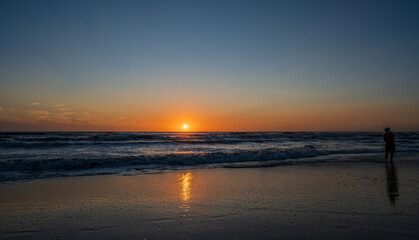 Obraz premium Tyrrhenian Sea. Autumnal sunset