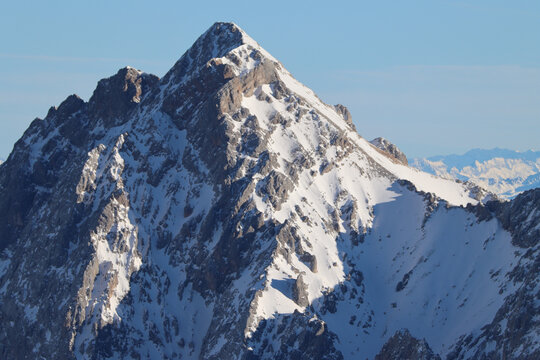 Beautiful close-up view of a mountain peak covered with snow - Powered by Adobe