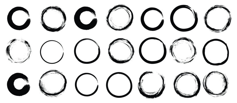 Grunge circles brush set. Black circle frames. Round line of black paint. Grunge round shapes. Circular ink brush stroke fro design elements. Vector illustration.