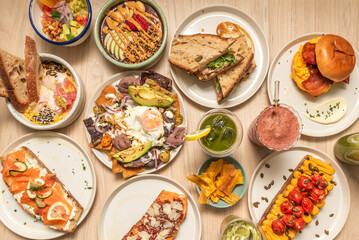 Fruits are an essential component of any healthy brunch. From fruit salads to smoothies or simply on a decorative plate, fruits provide freshness and natural sweetness