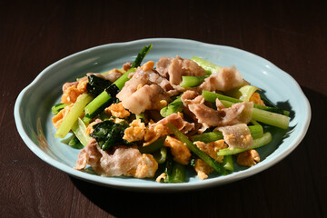 豚肉と小松菜の中華風卵炒め