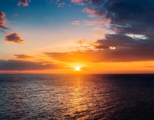 Obraz premium sunset over the ocean, Sunset sky clouds over sea in the evening with Orange, Yellow sunlight Golden hour in Summer landscape,