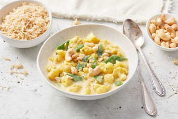 Cauliflower and Yogurt Curry with Brown Rice
