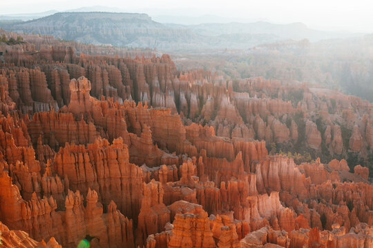 Pinnacle rocks at sunrise, Bryce Canyon National Park, Utah, United States