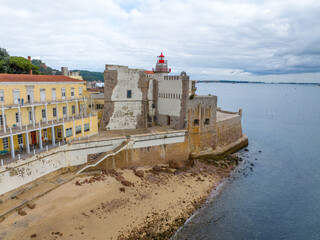 Faro de Outao en el rio Sado, Setubal, Portugal