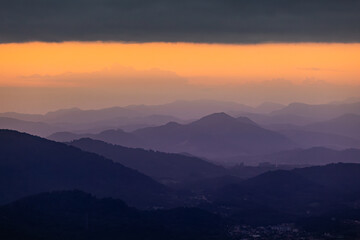 Camadas de Montanhas do Valeu Europeu, Brasil