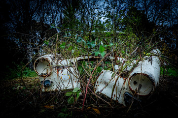 The abandoned cars with a full barn with cool stuff