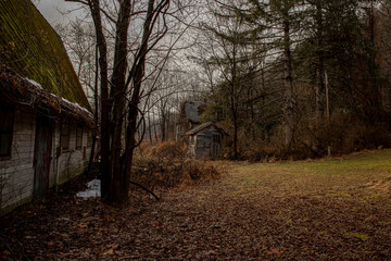 Naklejka premium Abandoned farm in the Delaware Water Gap National Recreation Area