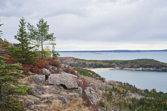 Located in Acadia National Park, Gorham mountain provides views of the surrounding coastline, the Pacific ocean, and Sand beach below. It is October.