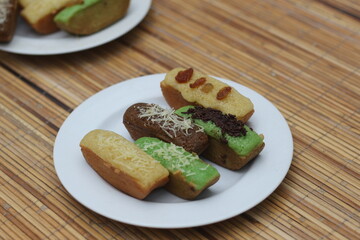 Delicious Indonesian Kue Pukis: Assorted Flavors