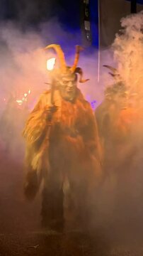 Tradition und Brauchtum,  Perchtenlauf in Kirchseeon,  Bayern, Deutschland, Europa