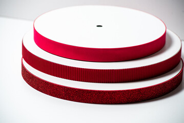 Professional cake boards in a variety of colors and textures for baking needs