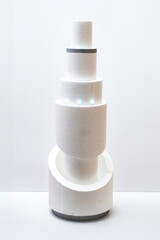 The technology of making large wedding cakes