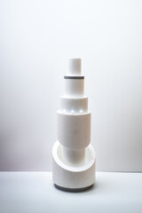 The technology of making large wedding cakes