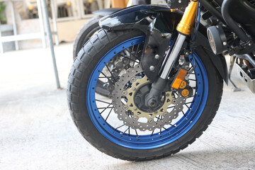 Disc brake with big motorcycle wheels