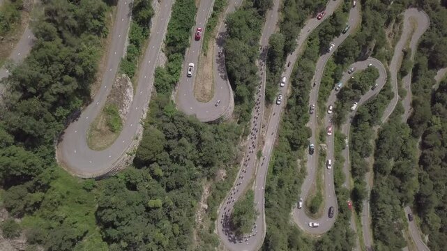 Drone course cyclisme lacets de Montvernier
