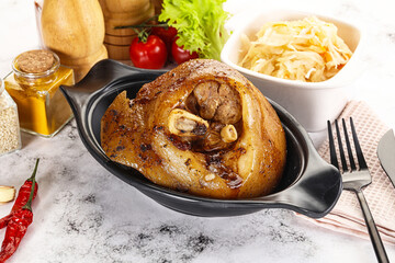 Baked pork knee with spices