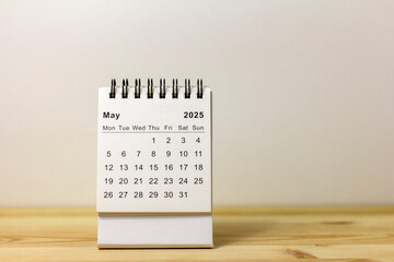 Desk calendar for May 2025 on your desktop.