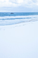 冬の鳥取砂丘の雪景色 鳥取県 鳥取砂丘