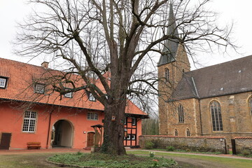 Blick auf Kloster Lage in der Gemeinde Rieste in Niedersachsen