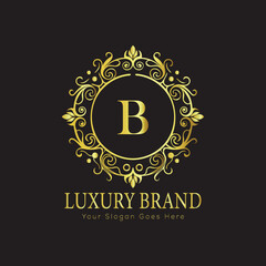 Naklejka premium Letter Luxury brand logo design with a royal gold crown emblem and elegant typography 