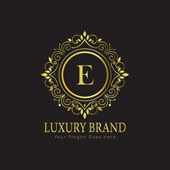 Naklejka premium Letter Luxury brand logo design with a royal gold crown emblem and elegant typography 