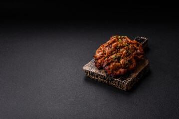 Grilled chicken fillet with garlic sauce, hot pepper