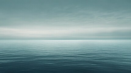 Obraz premium Calm Sea Under a Grey Sky - Minimalist Seascape