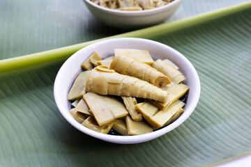 Bamboo shoot in tiliacora triandra juice