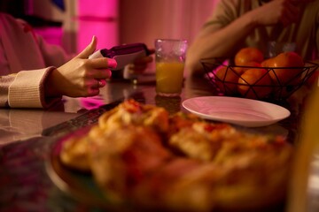 Enjoy an exciting gaming session with a handheld console full of thrills and adventures © Евгений Вершинин