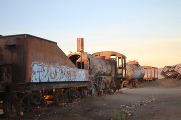 Naklejka premium famous train cemetery in uyuni