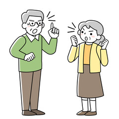 喧嘩をしているシニア女性とシニア男性