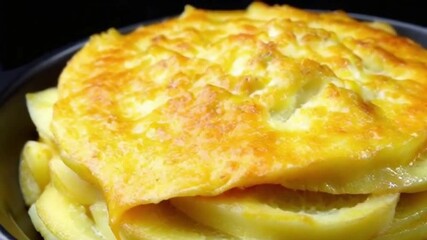 Creamy gratin golden cheese - Powered by Adobe
