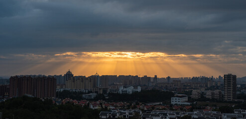 Fototapeta premium sunset over the city