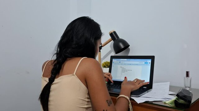 woman with laptop