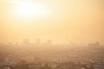 Obraz premium Airborne particulate matter in a cityscape with copy space. Dull, overcast lighting. Urban background.