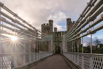 walking around Conwy in the winter sunshine