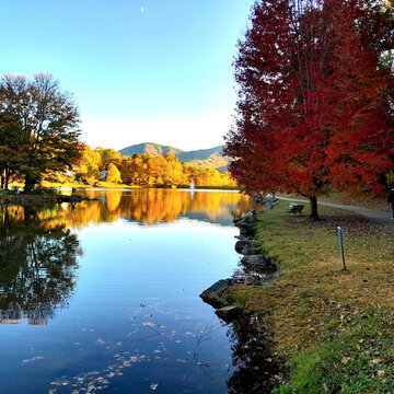 Colorful Peak Fall Lake
