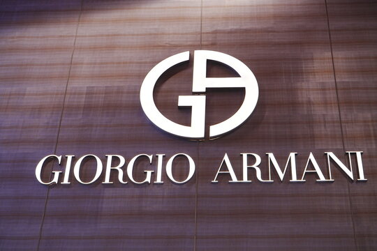 Giorgio Armani」の写真素材 | 1,000件の無料イラスト画像
