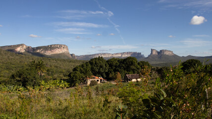 FAZENDA EM LEN&Ccedil;&Oacute;IS