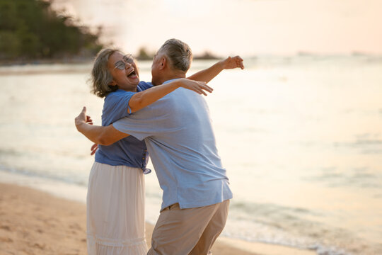 Senior relaxing beach vacations. Elderly plan insurance retirement.
