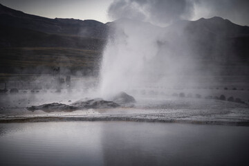 Entorno de los géiseres del Tatio, en chile