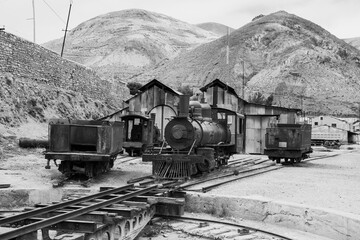 trenes y locomotoras a vapor antiguos