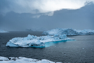 Eisberge im Ilulissat Eisfjord, Grönland © Dirk