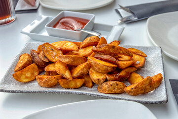 VIEW PLATE OF BRAVAS POTATOES