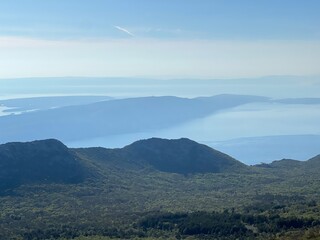 Fototapeta premium View of the Adriatic Sea and islands from the Premuzic Trail - Northern Velebit National Park, Croatia (Pogled na Jadransko more i otoke sa planinarskog puta Premužićeva staza - NP Sjeverni Velebit)