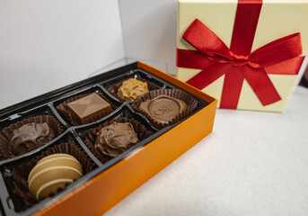 ギフトチョコ