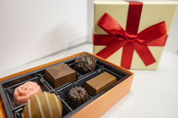 ギフトチョコ