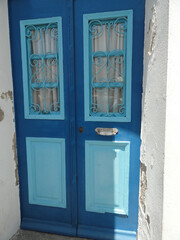 Typisch blaue Haustüre auf Nisiros, Kos, Griechenland