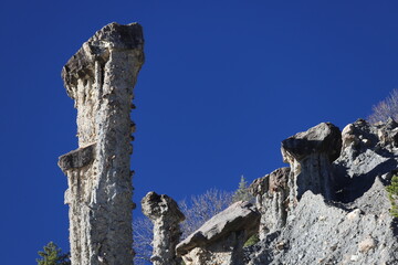 salle de bal des demoiselles coiffées de Théus, 05